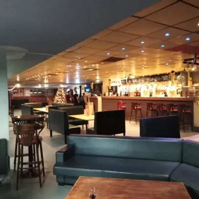 Bar Pub Bulldog à l'ambiance très chaleureuse et conviviale à Viroflay près de Vélizy Villacoublay - Yvelines (78)